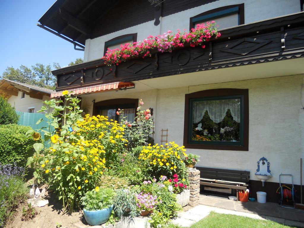 Ferienwohnung Gerti Kalt Lieserhofen Esterno foto